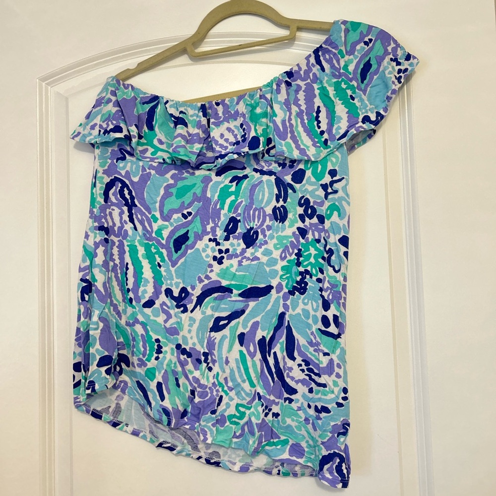 Lilly Pulitzer One Shoulder Neveah Top size medium “Nice Ink” print lilac & blue
